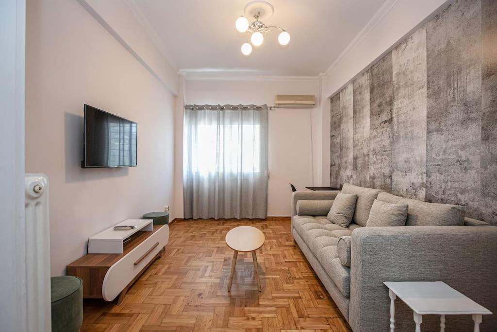 Stylish And Comfortable Apartment Athén Kültér fotó
