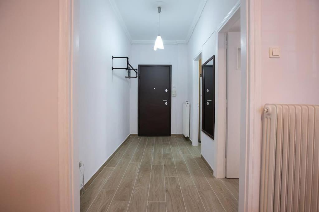 Stylish And Comfortable Apartment Athén Kültér fotó